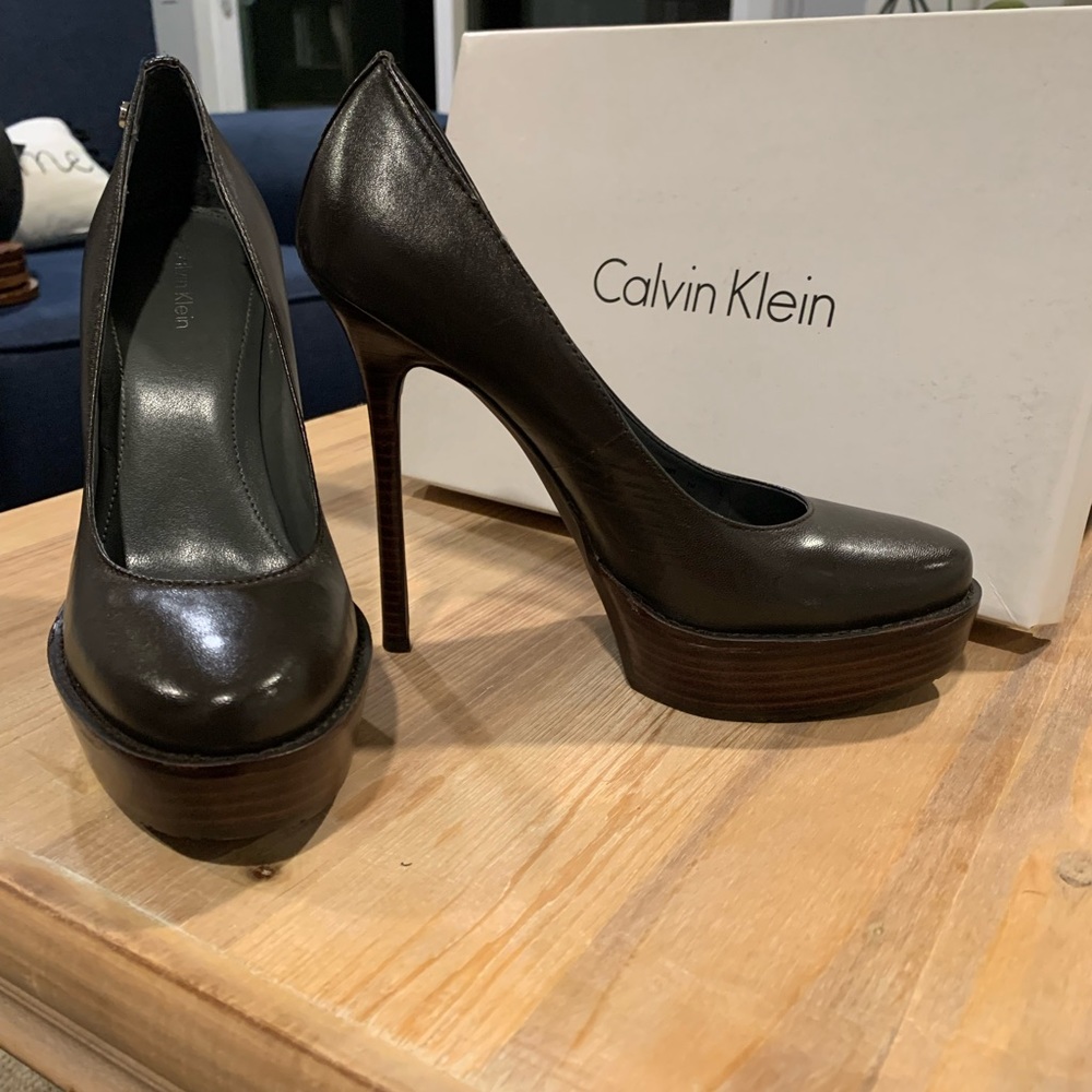 Calvin Klein, Chocolate Brown, wooden heel shoes, size 7